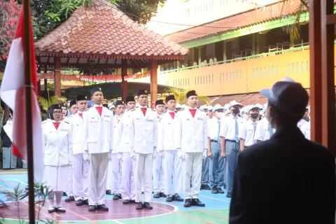 UPACARA SMKN 41